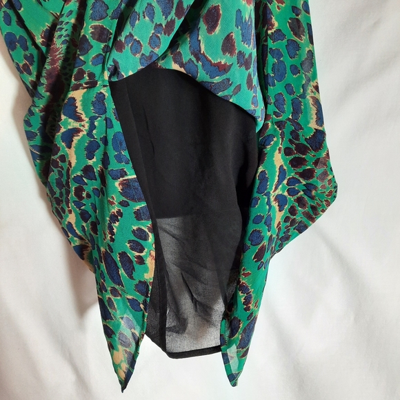 Daniel Rainn Top - Picture 3 of 7